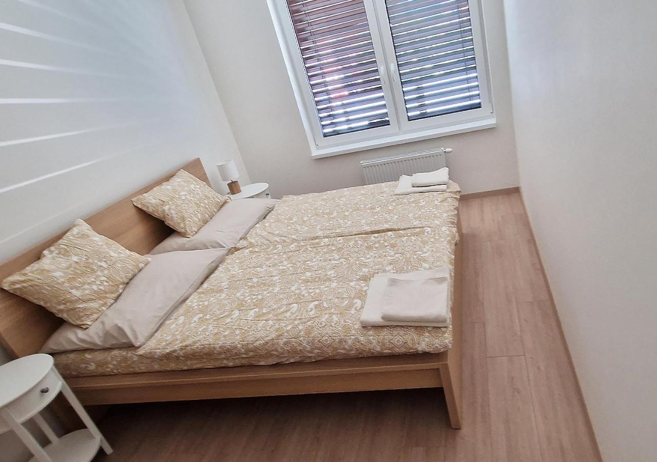 Luxury Grand Apartments By Bratislavatrip Bagian luar foto