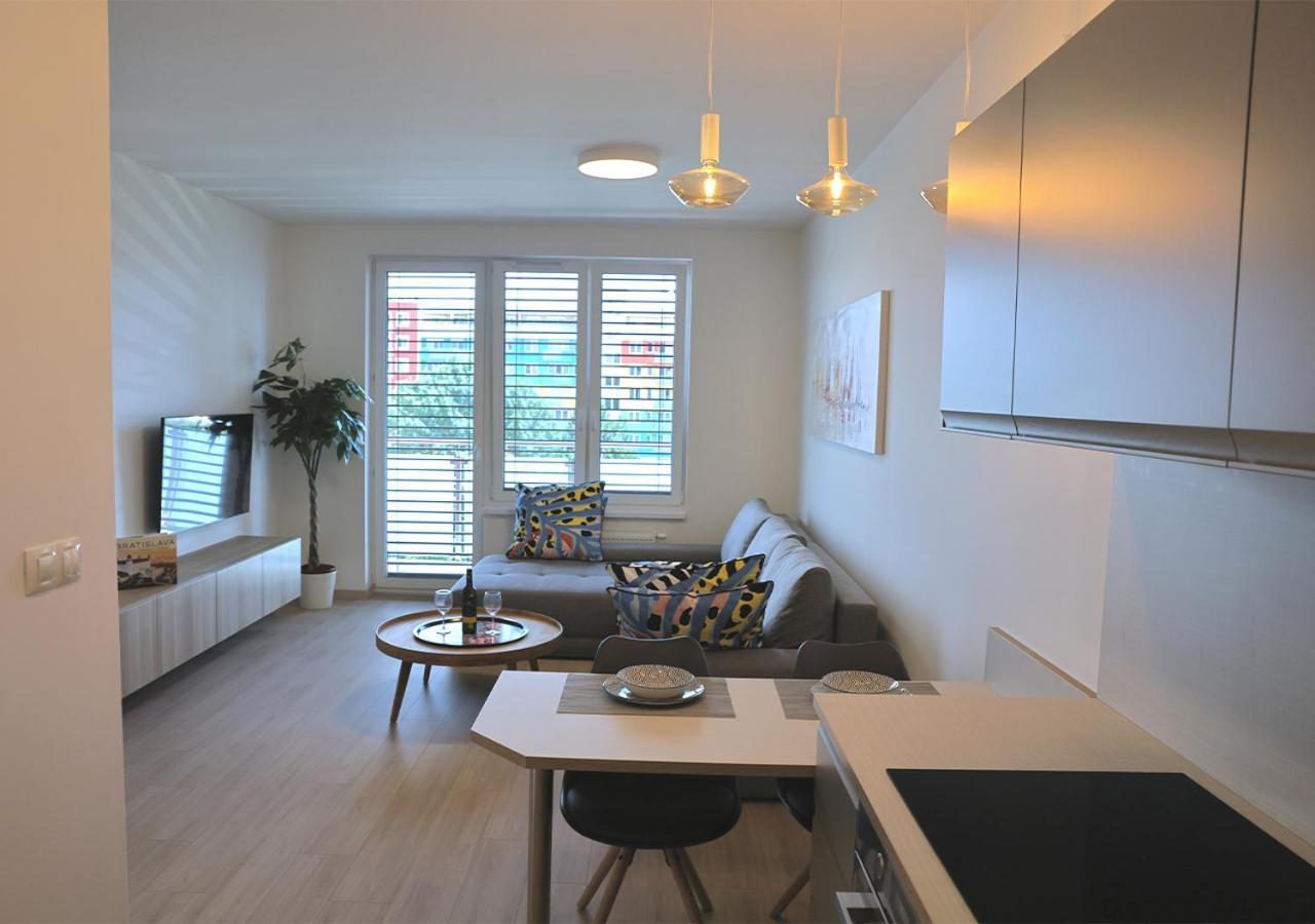 Luxury Grand Apartments By Bratislavatrip Bagian luar foto